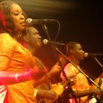 Amy Sacko a Bassekou Kouyaré ze skupiny Ngoni Ba z Mali. Foto autor