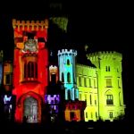 Světelná show na zámku Hluboká nad Vltavou. Foto YouTube