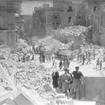 Malta po bombardování v roce 1942. Foto archiv britského námořnictva